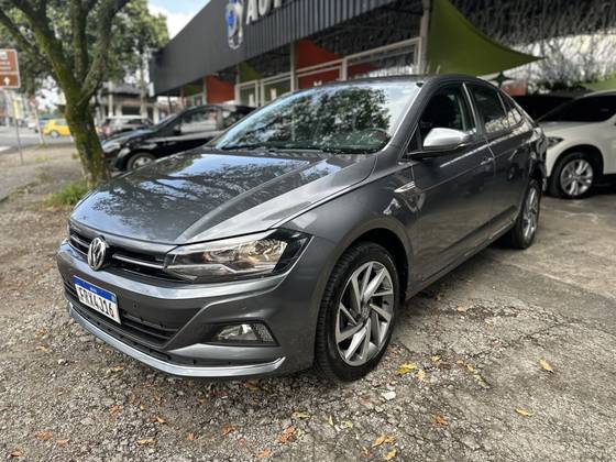 VOLKSWAGEN VIRTUS 1.0 200 TSI HIGHLINE AUTOMÁTICO